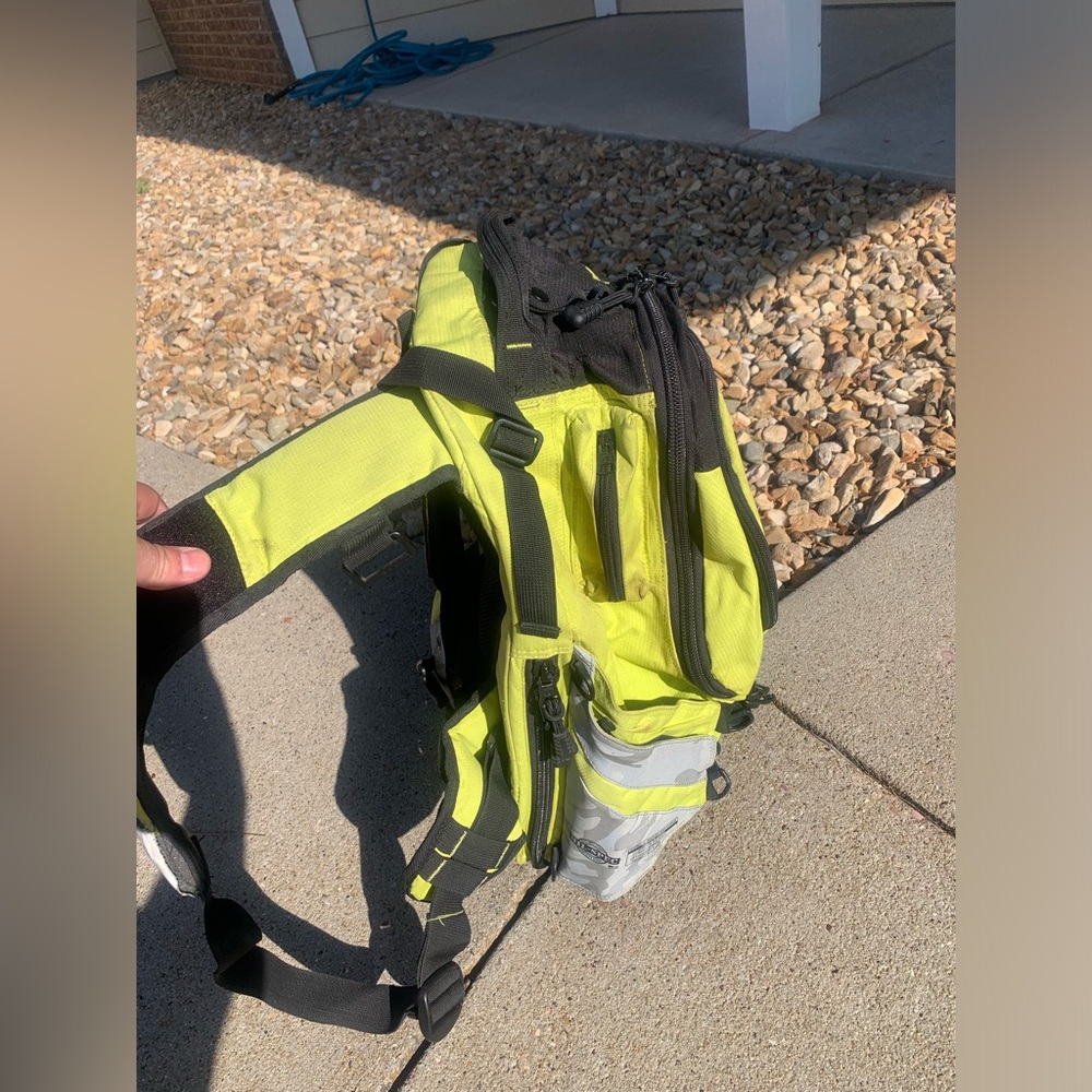 Icon Moto Mil-Spec Motorcycle Riding Backpack Bright Yellow - Picture 16 of 17